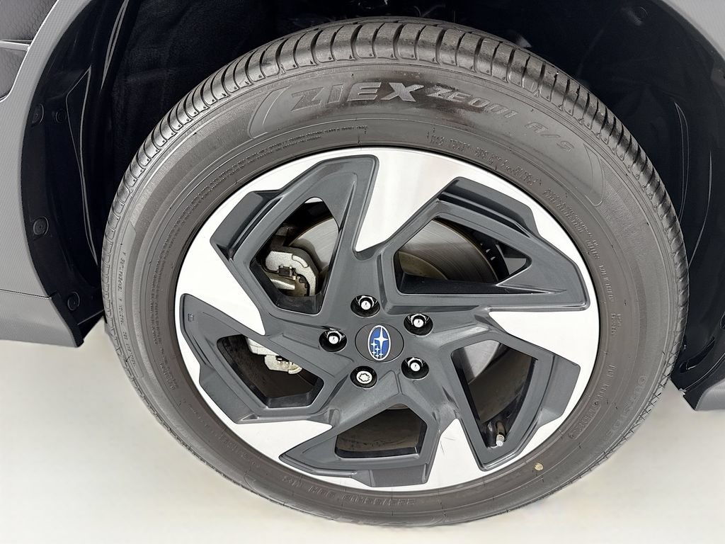 Used 2024 Subaru Crosstrek 2.5i Limited AWD/4WD image 31