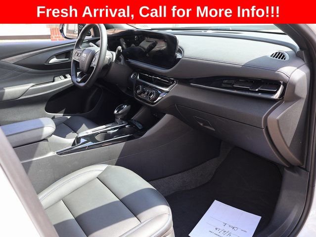 Certified 2025 Buick Envista Sport Touring image 10