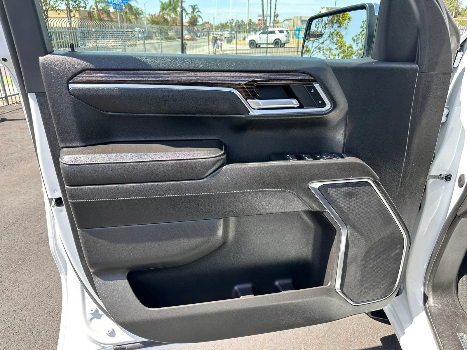 Used 2023 GMC Sierra 1500 SLE AWD/4WD image 30