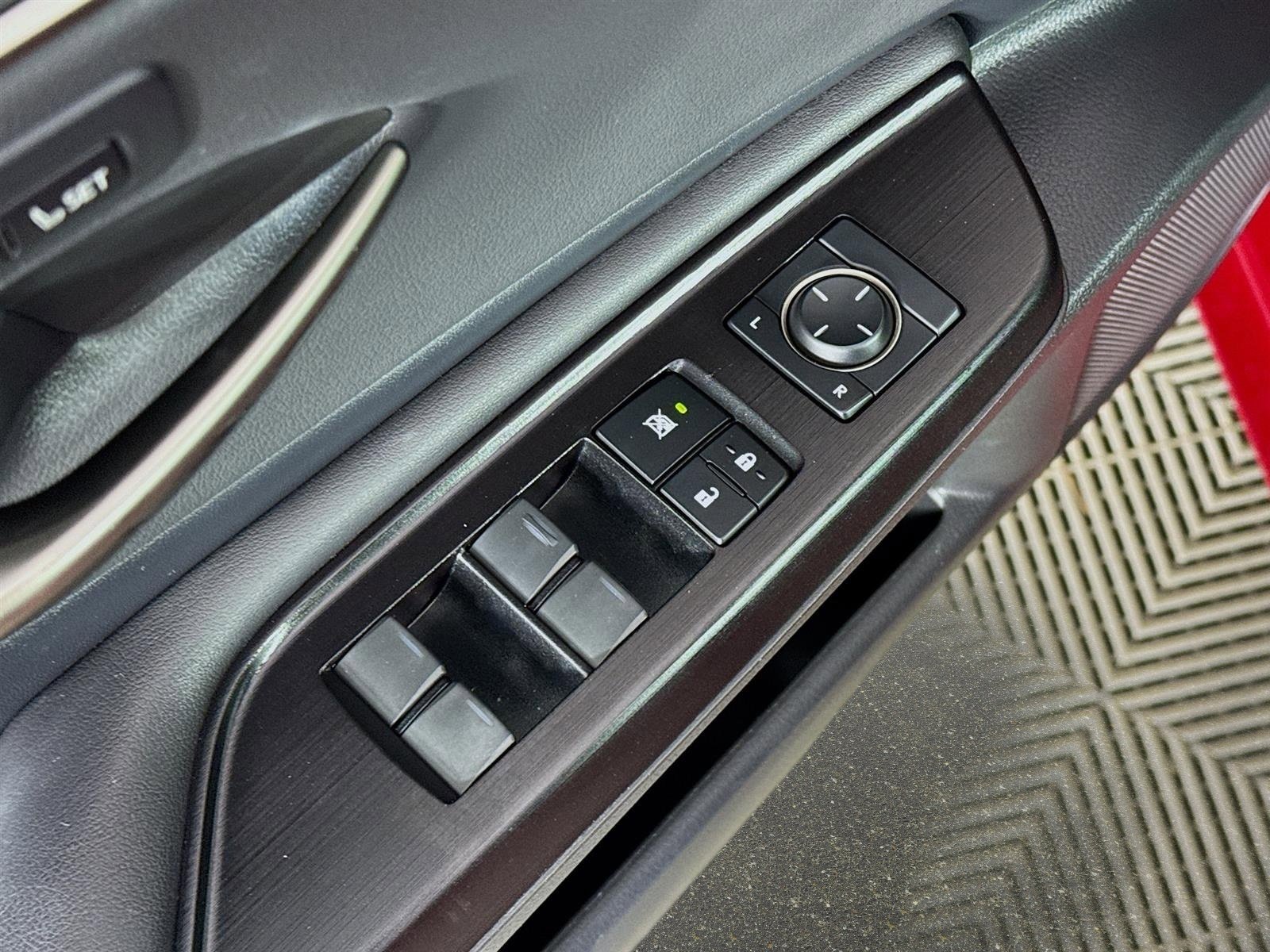 Used 2019 Lexus ES 350 w/ Premium Package FWD image 20