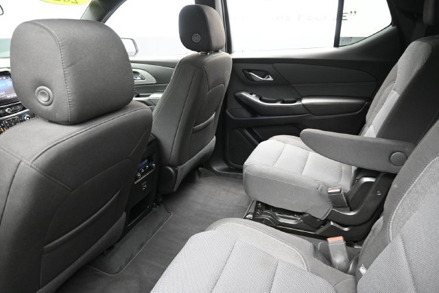 Used 2023 Chevrolet Traverse LT FWD image 24