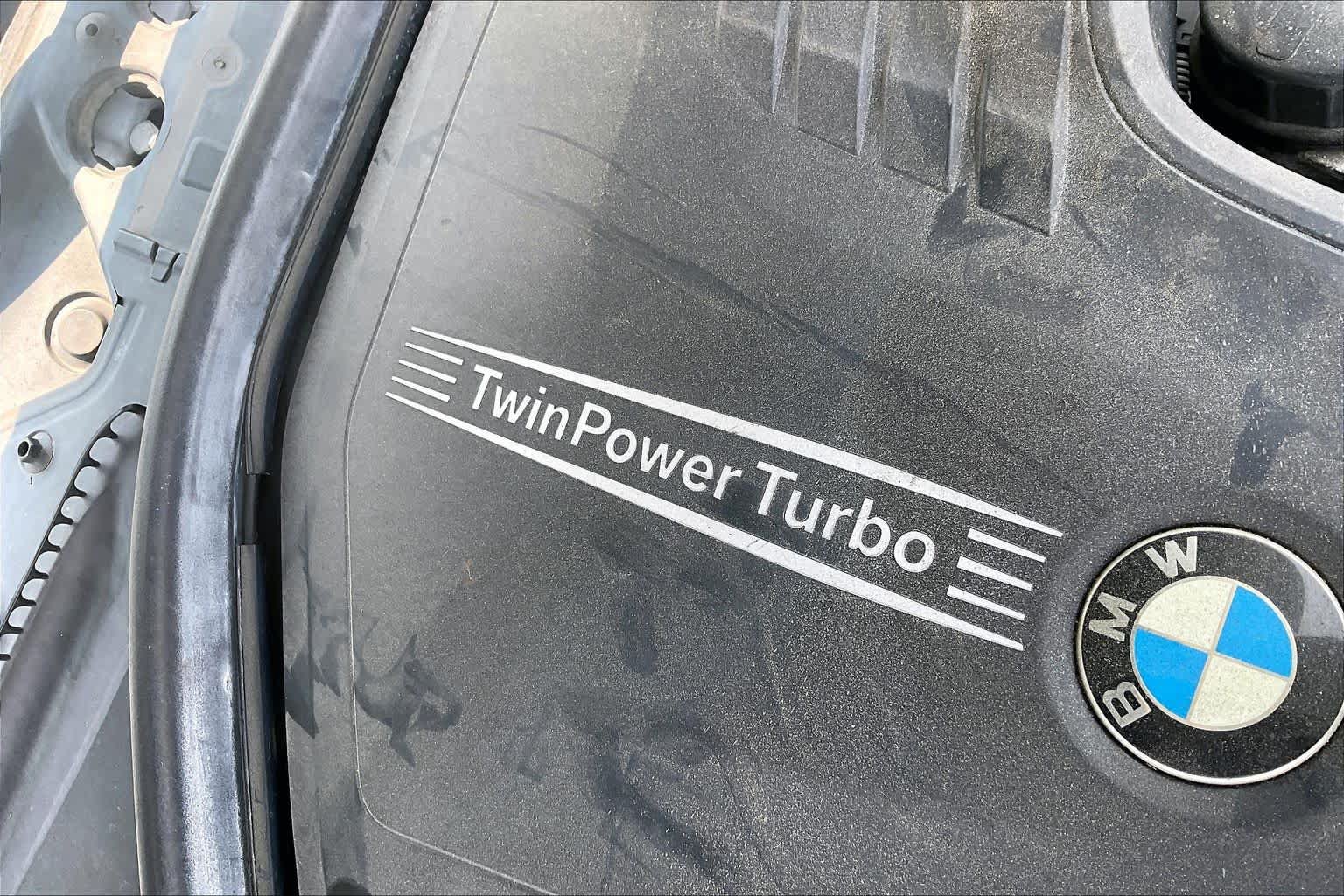 Used 2015 BMW 320i xDrive Sedan AWD/4WD image 33