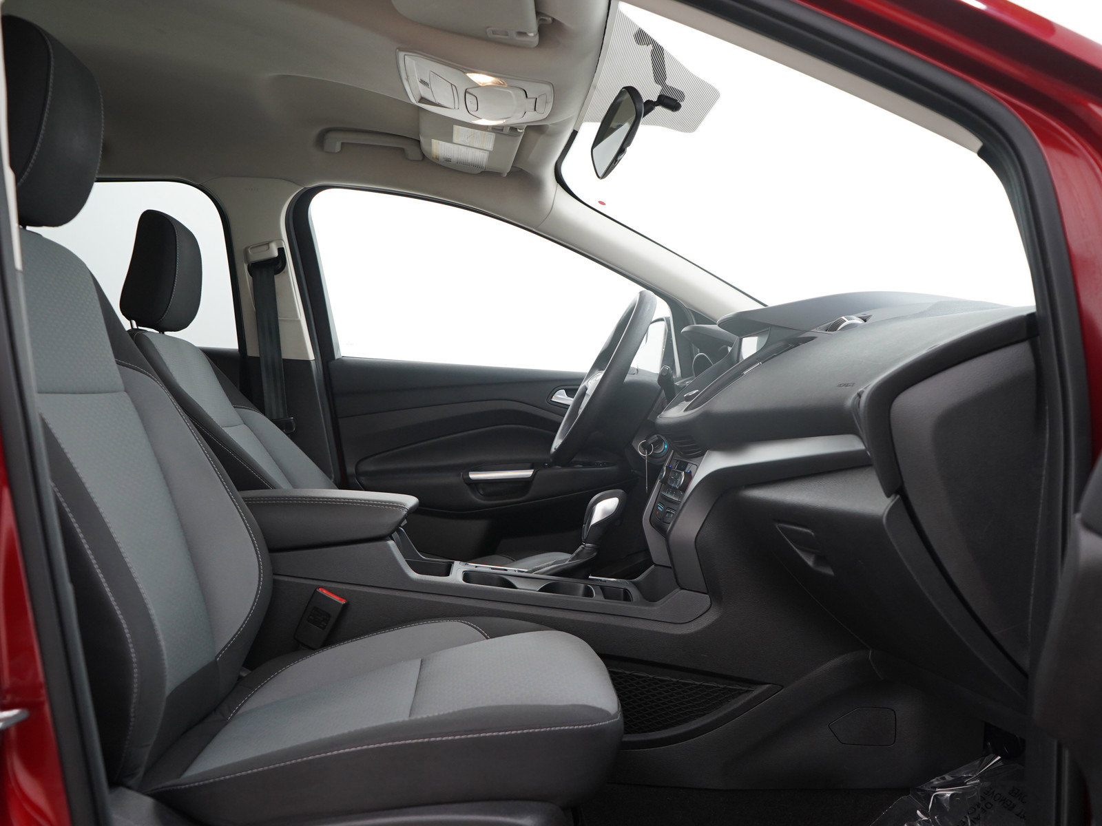 Used 2018 Ford Escape SE w/ SE Sync 3 Package AWD/4WD image 11