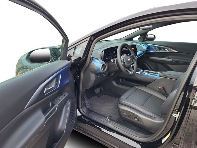 New 2026 Chevrolet Equinox EV LT image 10