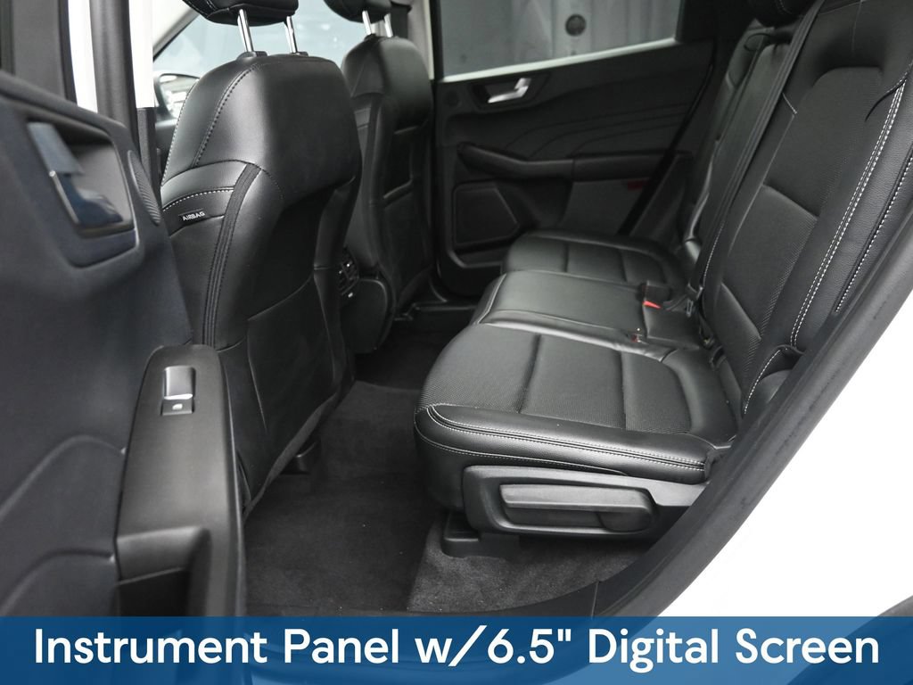 Used 2022 Ford Escape SEL w/ Technology Package FWD image 13