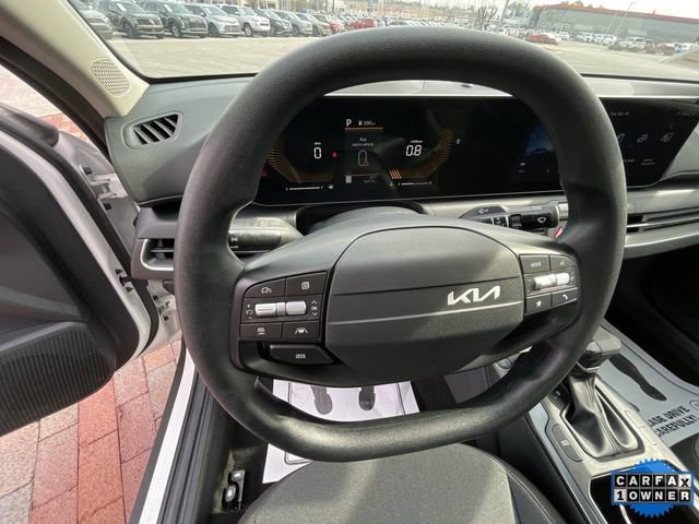 Used 2025 Kia K4 LXS image 11