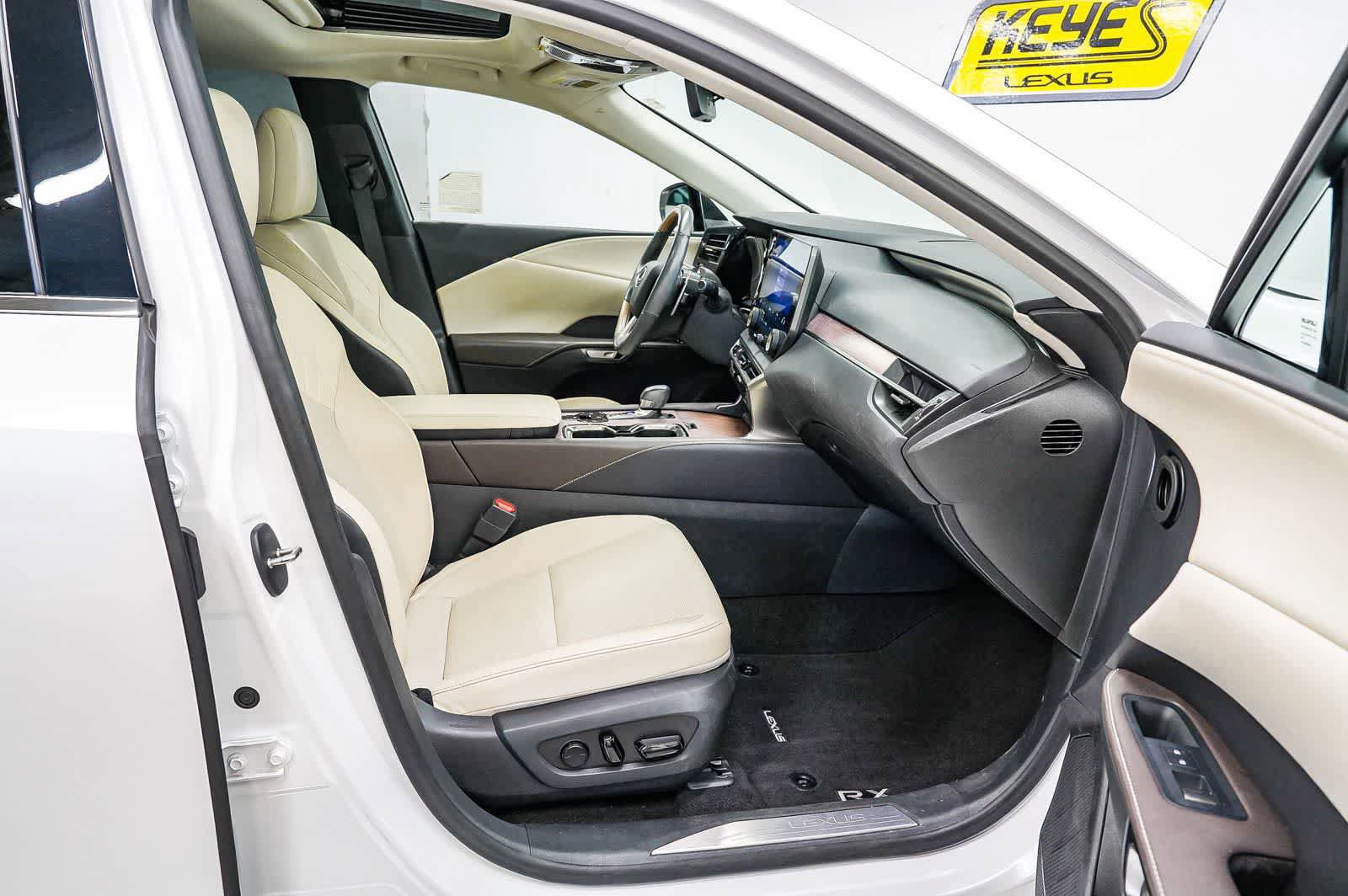 Used 2024 Lexus RX 350 Premium w/ Convenience Package FWD image 17