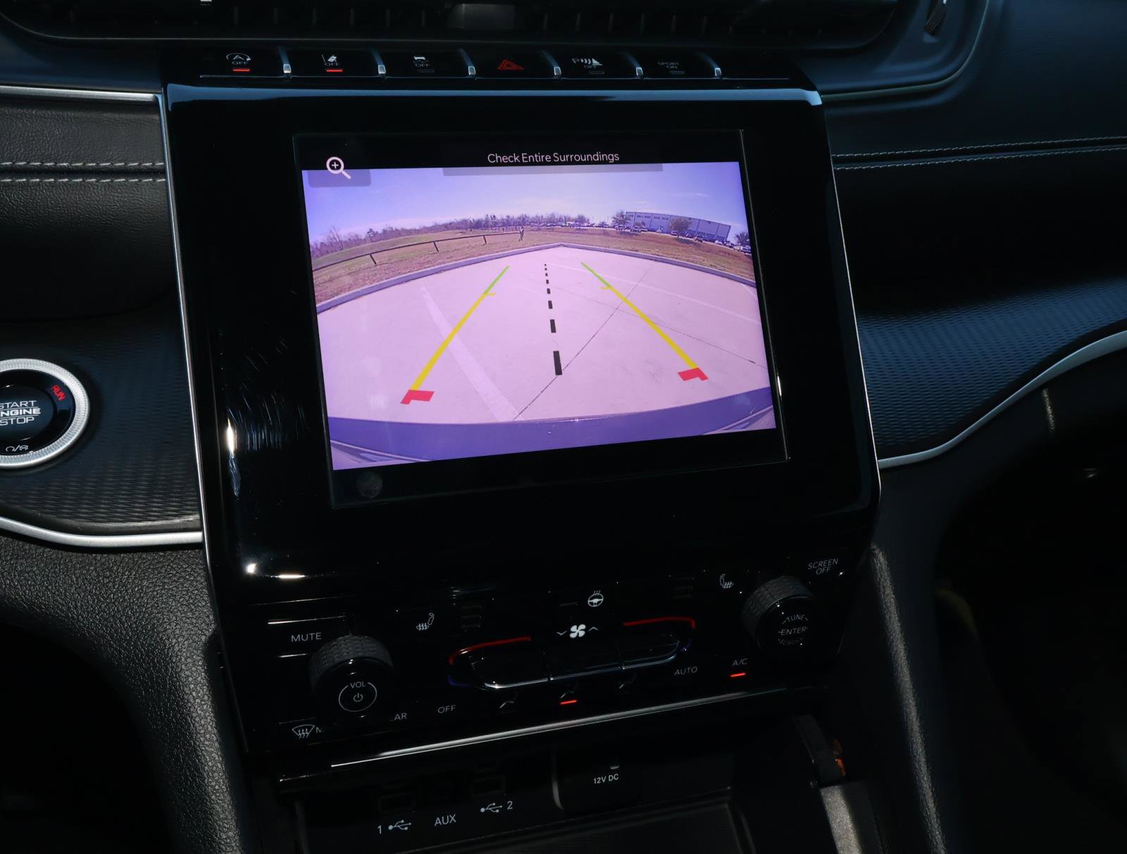 Used 2025 Jeep Grand Cherokee L Altitude image 29