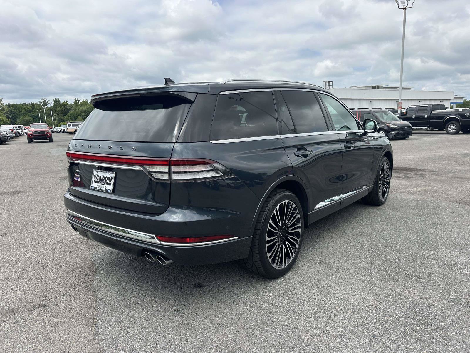 Used 2021 Lincoln Aviator Black Label w/ Dynamic Handling Package AWD/4WD image 6