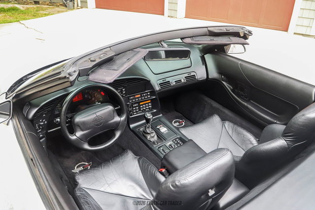 Used 1996 Chevrolet Corvette Convertible RWD image 66