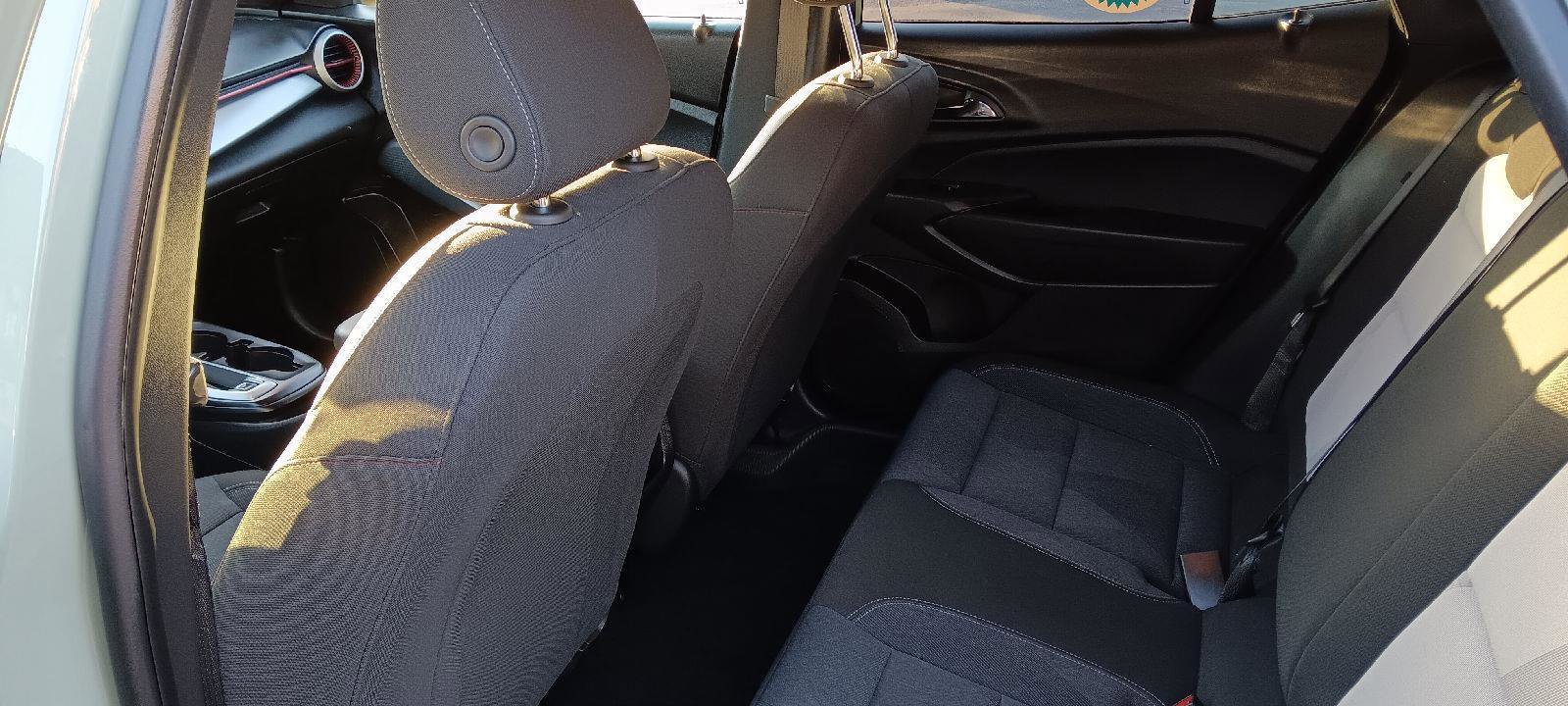 Used 2024 Chevrolet Trax RS w/ Driver Confidence Package image 6