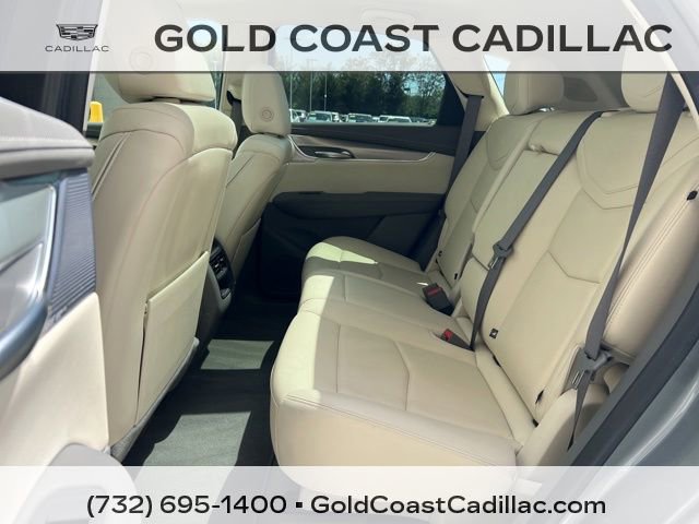 Certified 2023 Cadillac XT5 Premium Luxury w/ Technology Package FWD image 17