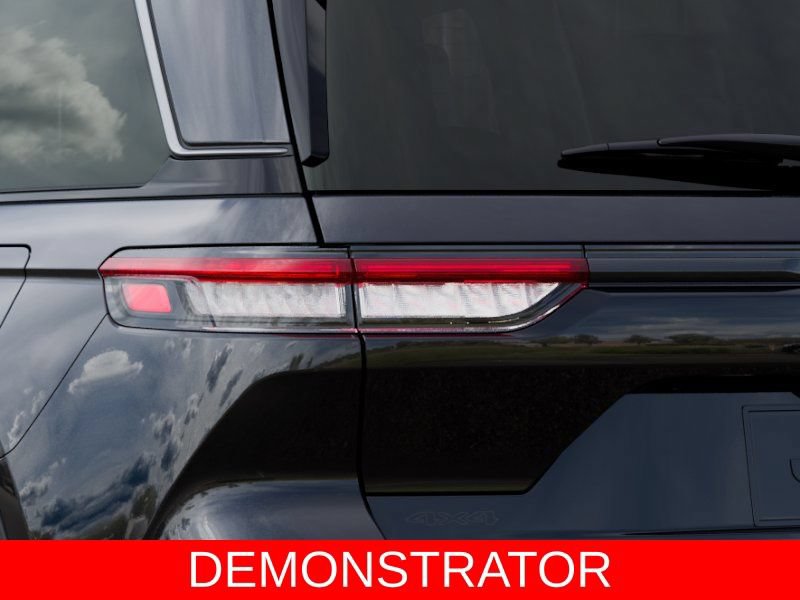New 2026 Jeep Grand Cherokee Limited AWD/4WD image 9