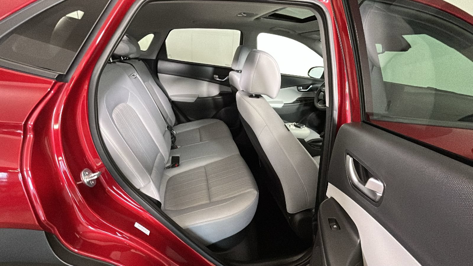Certified 2023 Hyundai Kona SEL w/ Convenience Package FWD image 35