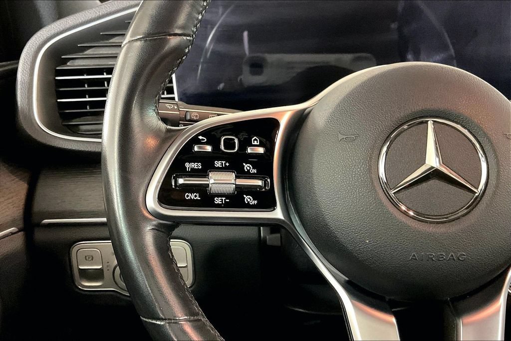 Used 2022 Mercedes-Benz GLE 350 4MATIC w/ Premium Package image 18