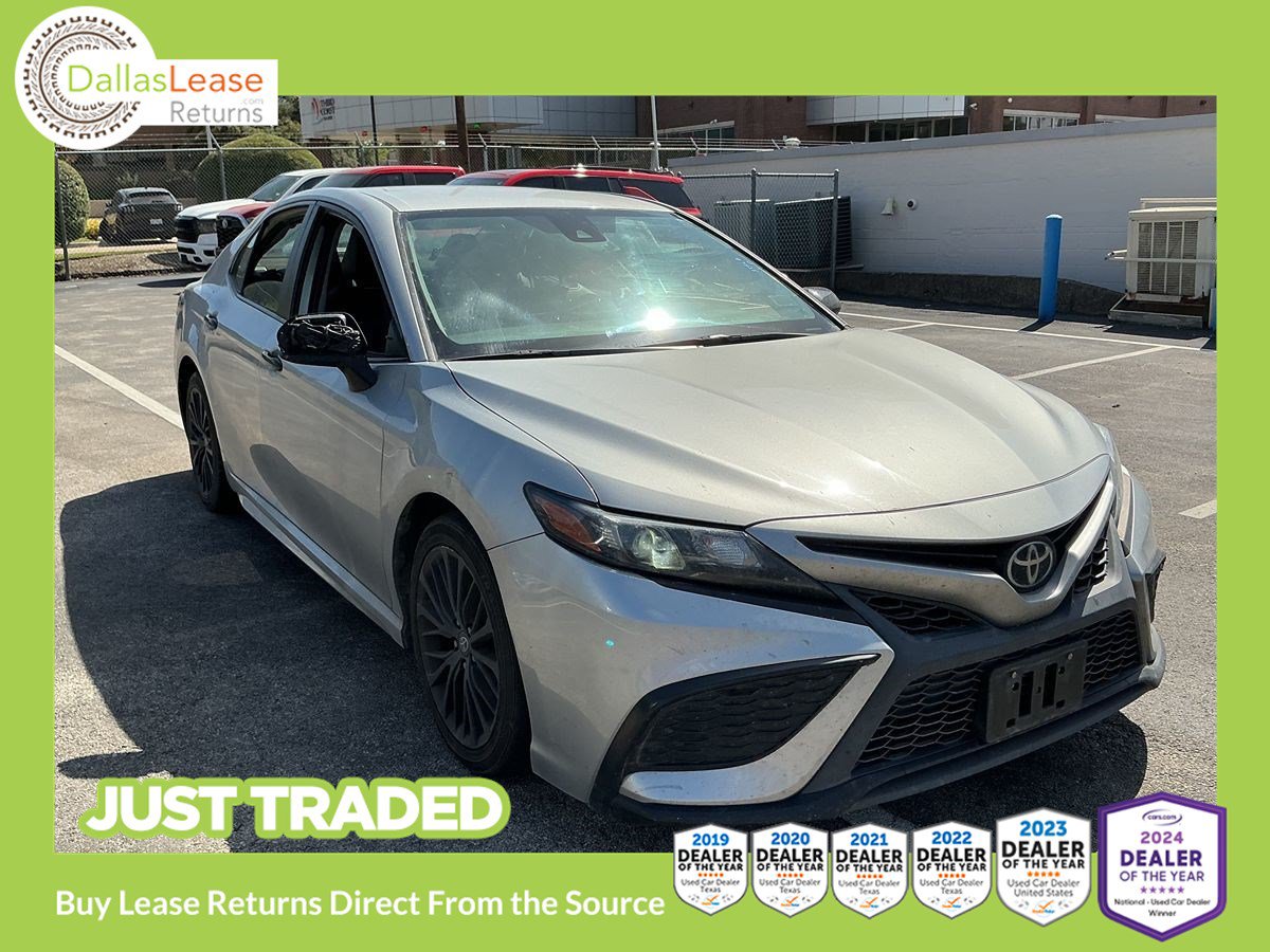 Used 2021 Toyota Camry SE FWD video 1
