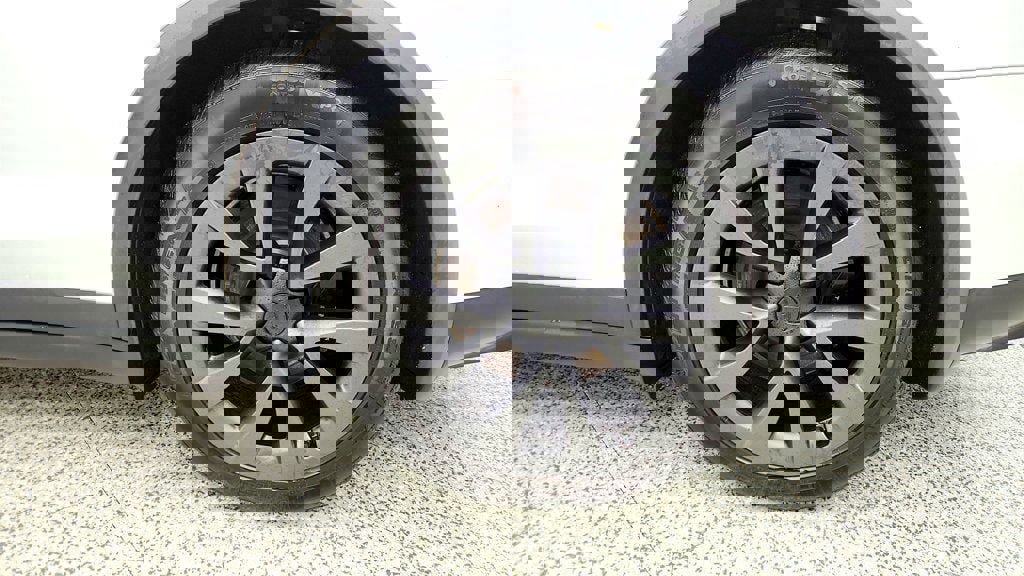 Used 2024 Tesla Model X image 9