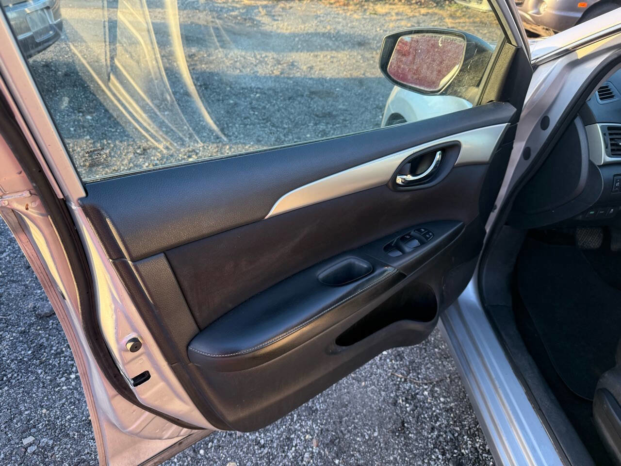 Used 2017 Nissan Sentra S image 12