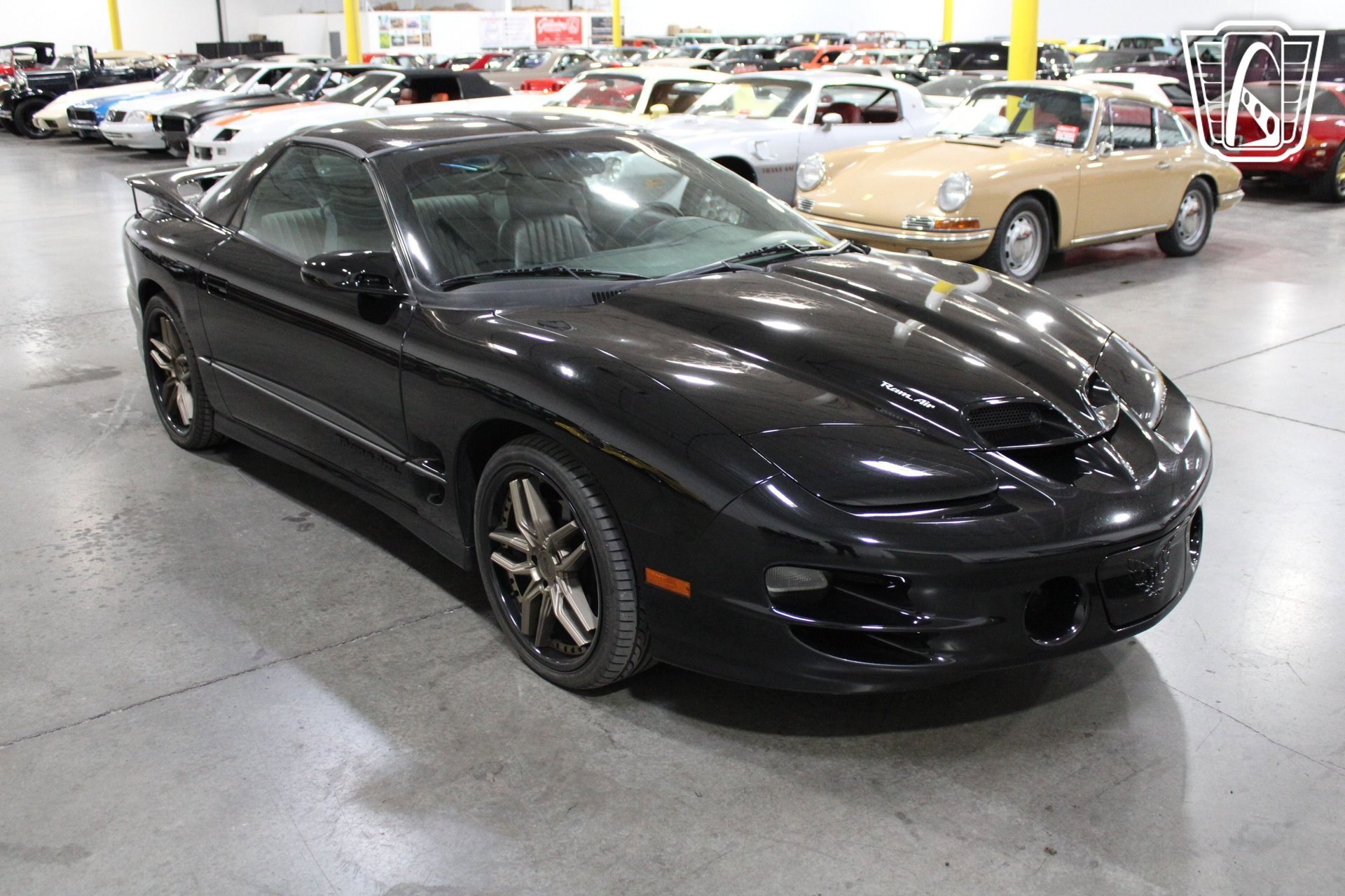 Used 1999 Pontiac Firebird Formula image 7