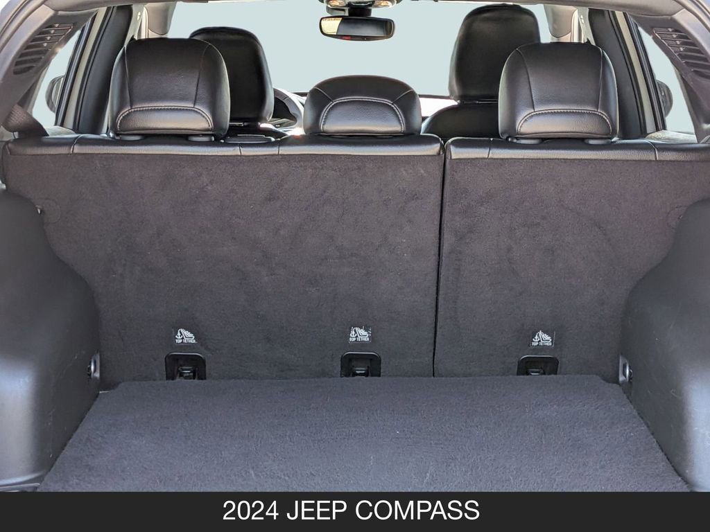 Used 2024 Jeep Compass Trailhawk AWD/4WD image 22