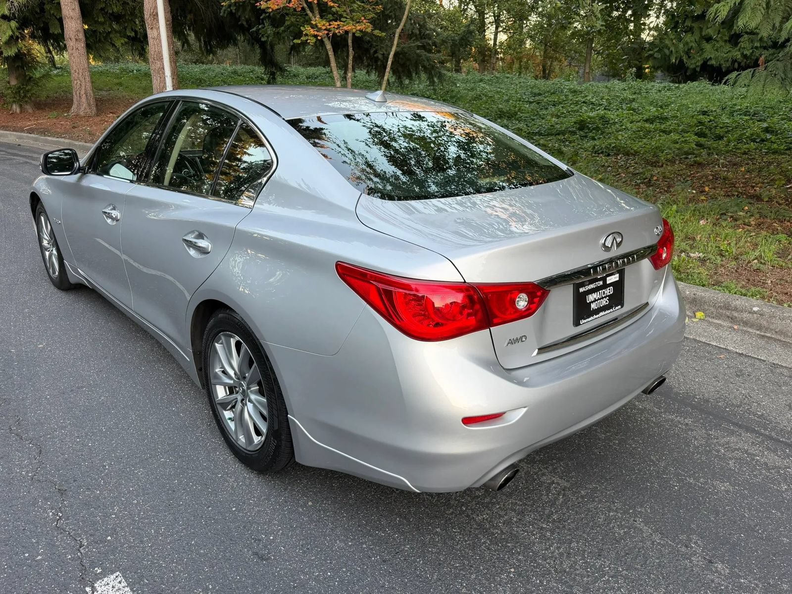 Used 2014 INFINITI Q50 Premium w/ Navigation Package AWD/4WD image 12