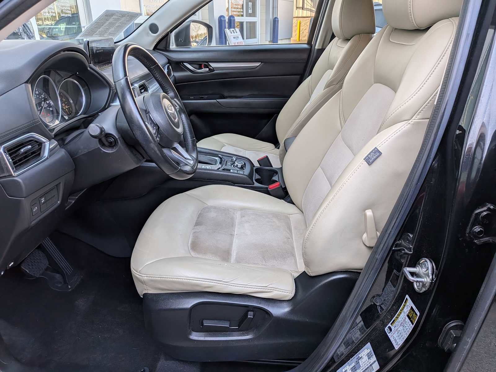 Used 2017 MAZDA CX-5 Touring w/ Preferred Equipment Package image 16