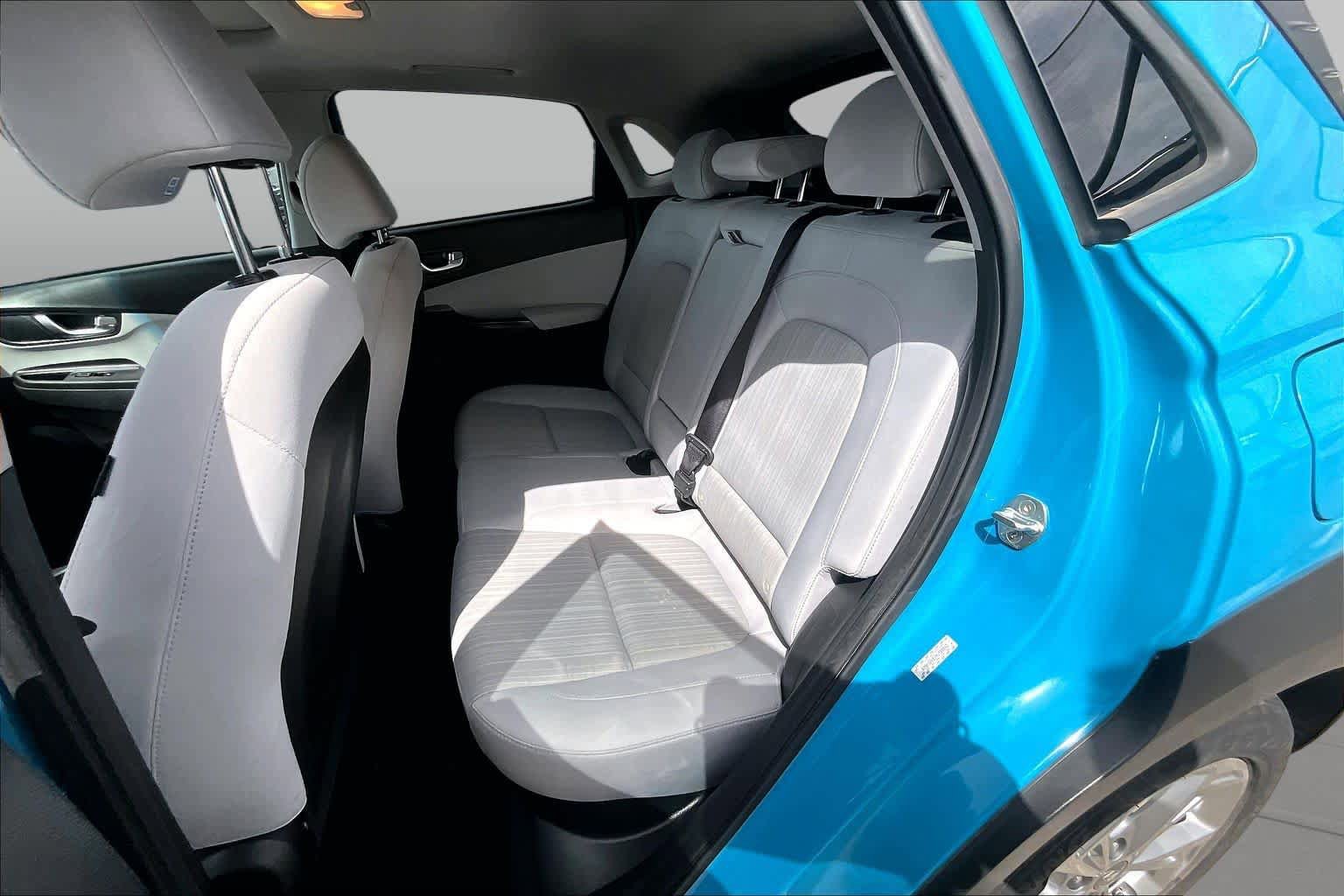 Used 2022 Hyundai Kona SEL w/ Convenience Package FWD image 21