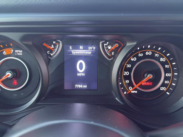 Used 2024 Jeep Wrangler Sport image 16