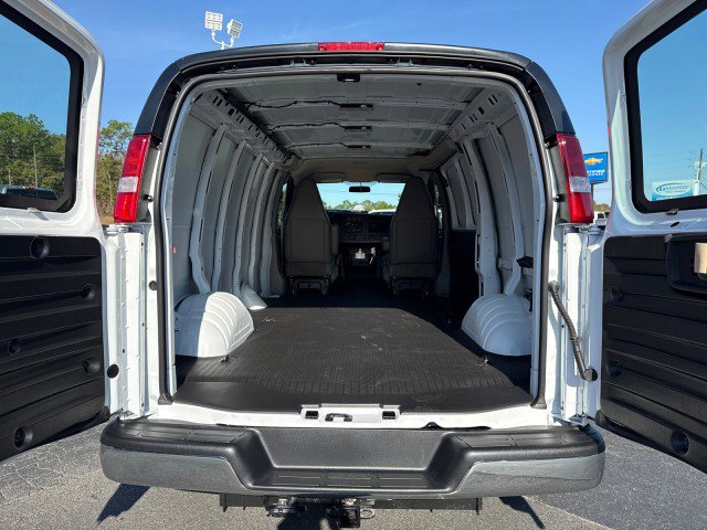 New 2025 Chevrolet Express 2500 image 14