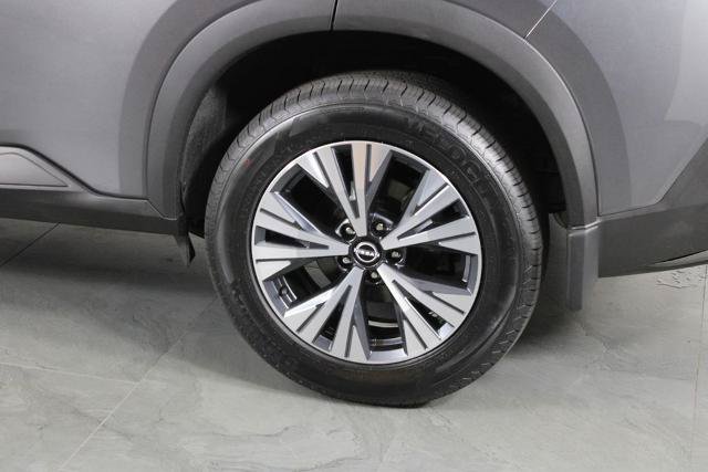 Certified 2022 Nissan Rogue SV FWD image 15