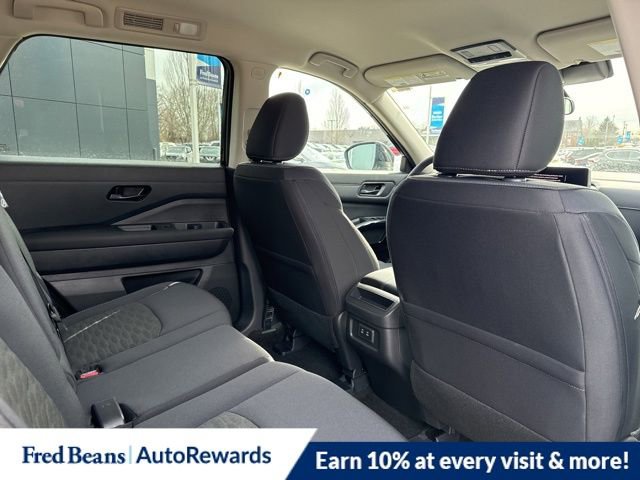 New 2026 Nissan Pathfinder SV image 15