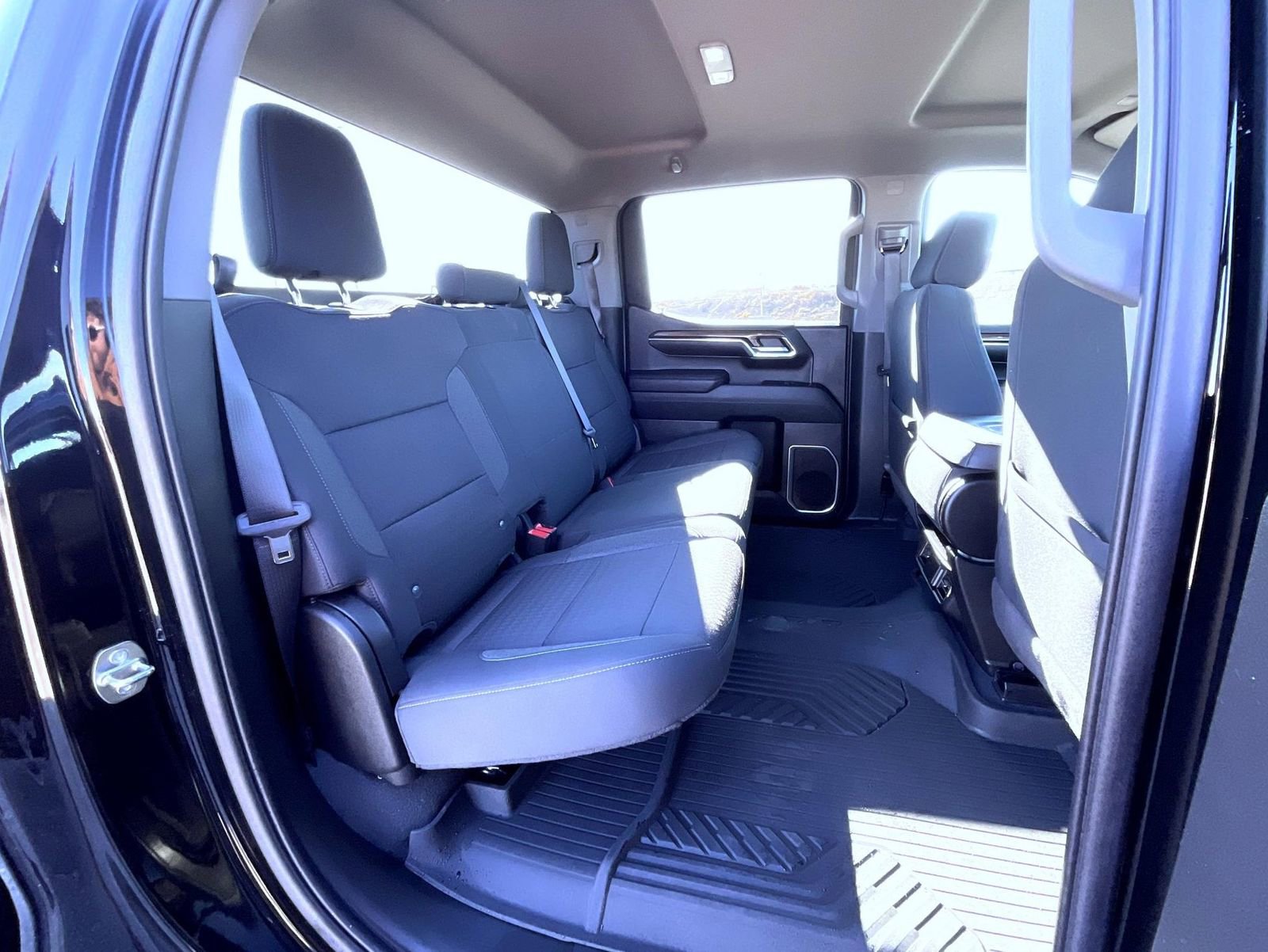 Certified 2023 Chevrolet Silverado 1500 LT w/ Z71 Off-Road Package image 19