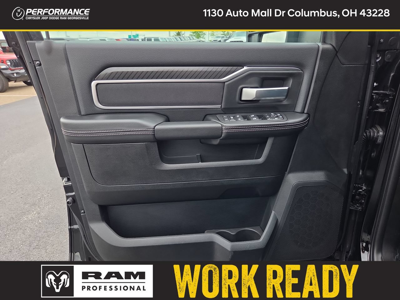 New 2026 RAM 2500 Big Horn AWD/4WD image 18