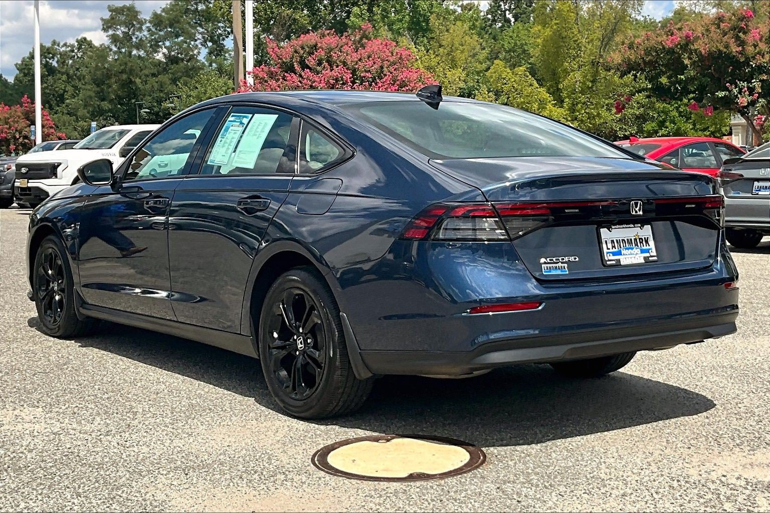 Certified 2025 Honda Accord SE image 12
