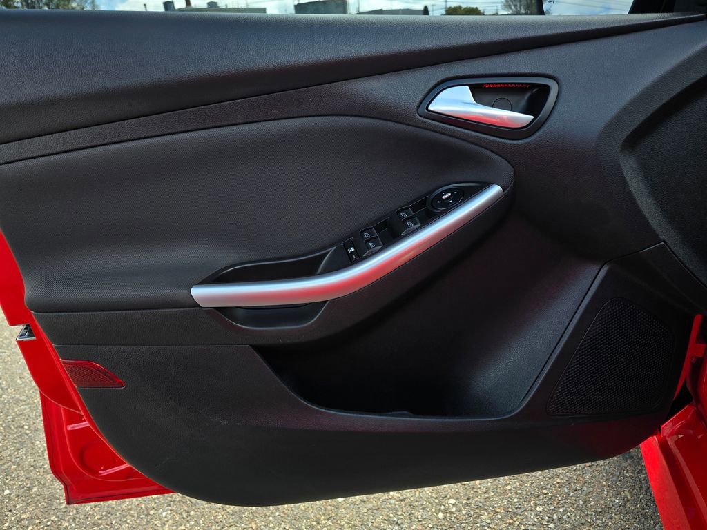 Used 2013 Ford Focus ST image 15