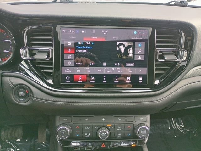 Used 2022 Dodge Durango GT image 34