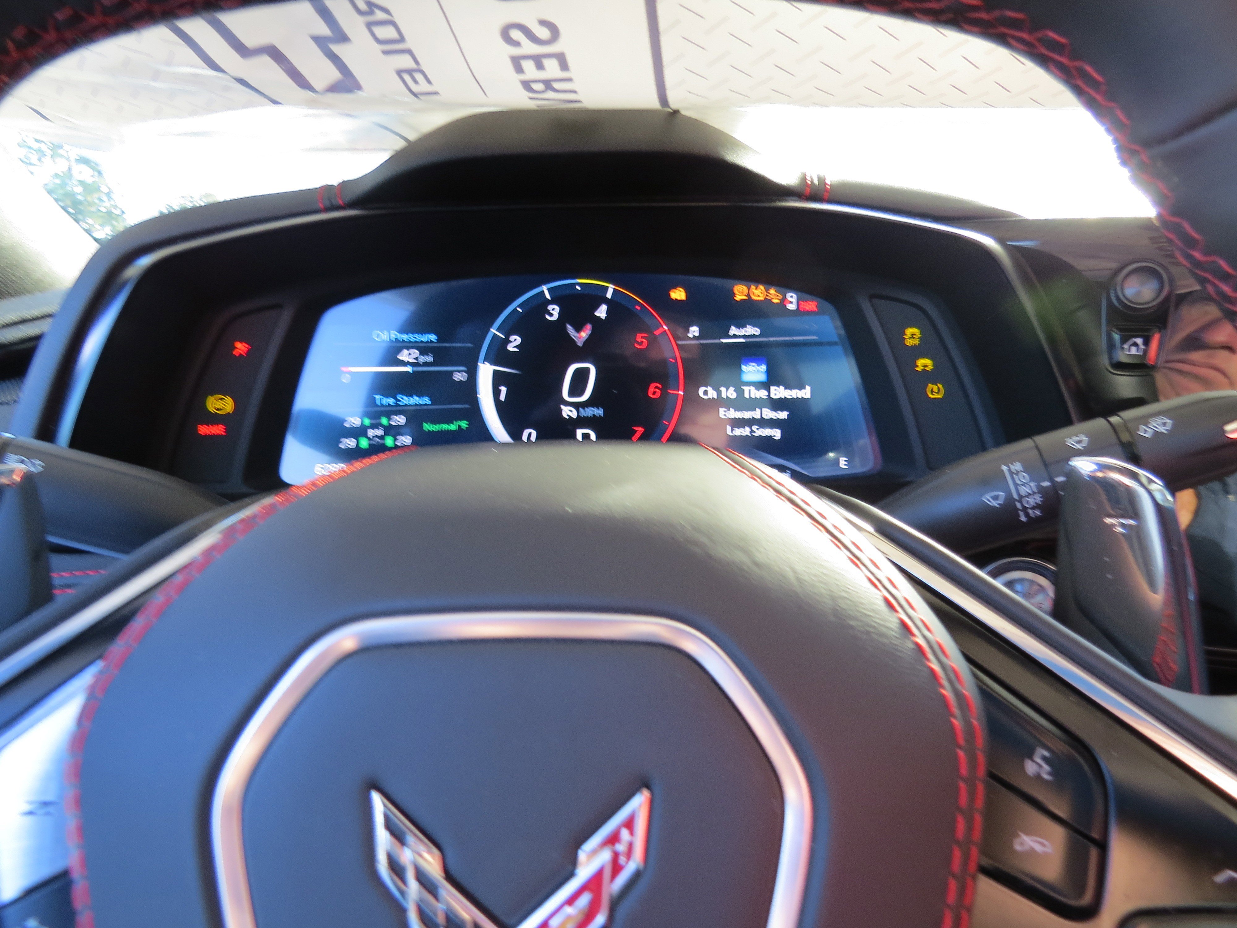 Used 2025 Chevrolet Corvette Stingray Coupe w/ 1LT image 19