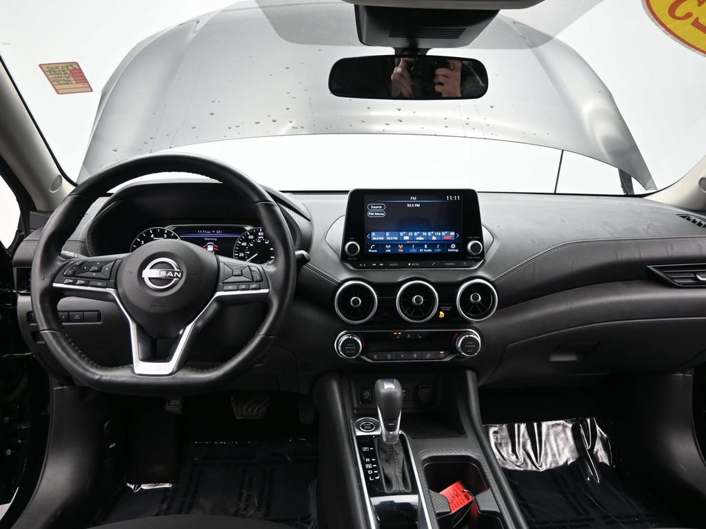 Used 2025 Nissan Sentra SV w/ All-Weather Package image 31