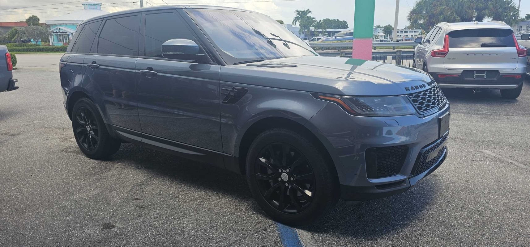 Used 2018 Land Rover Range Rover Sport SE AWD/4WD image 7