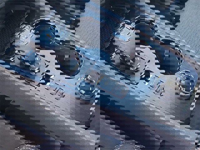 Used 2022 Nissan Rogue SV image 18