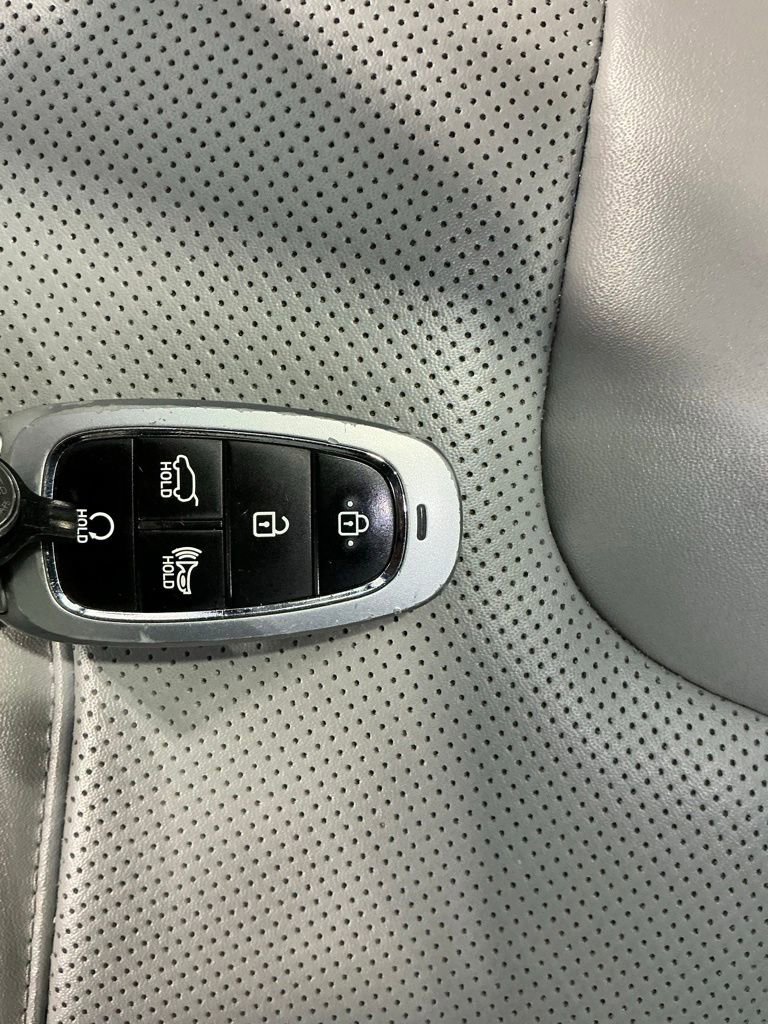 Used 2023 Hyundai Palisade SEL FWD image 48