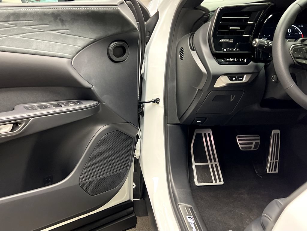 New 2026 Lexus RX 350 F Sport AWD/4WD image 42