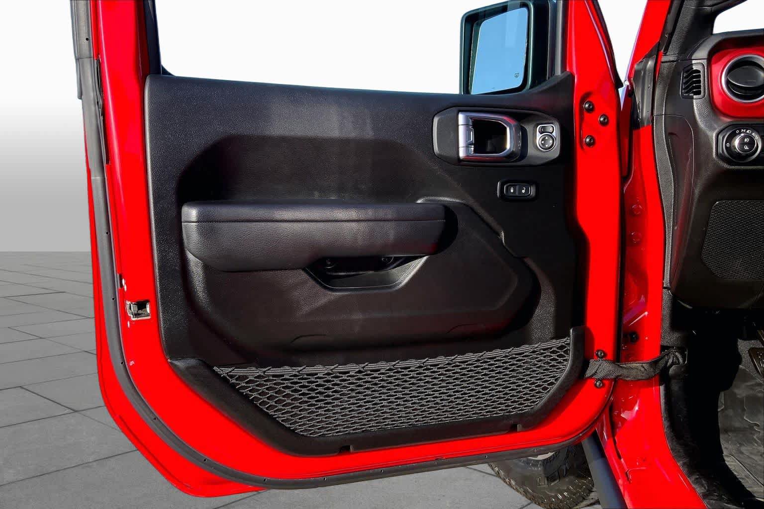 Used 2023 Jeep Gladiator Rubicon w/ LED Lighting Group AWD/4WD image 22
