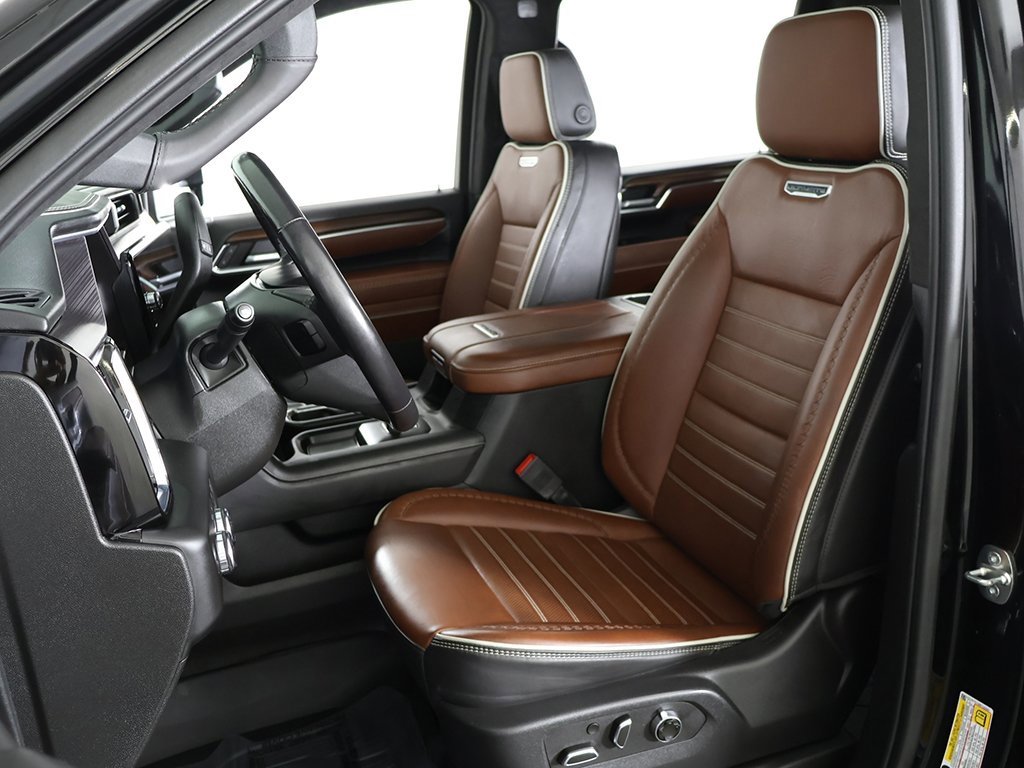 Used 2024 GMC Sierra 3500 Denali Ultimate image 36