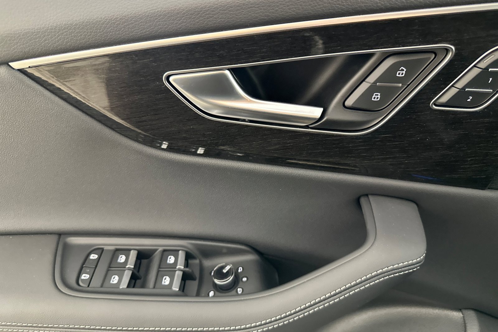 New 2026 Audi Q8 Premium Plus AWD/4WD image 10