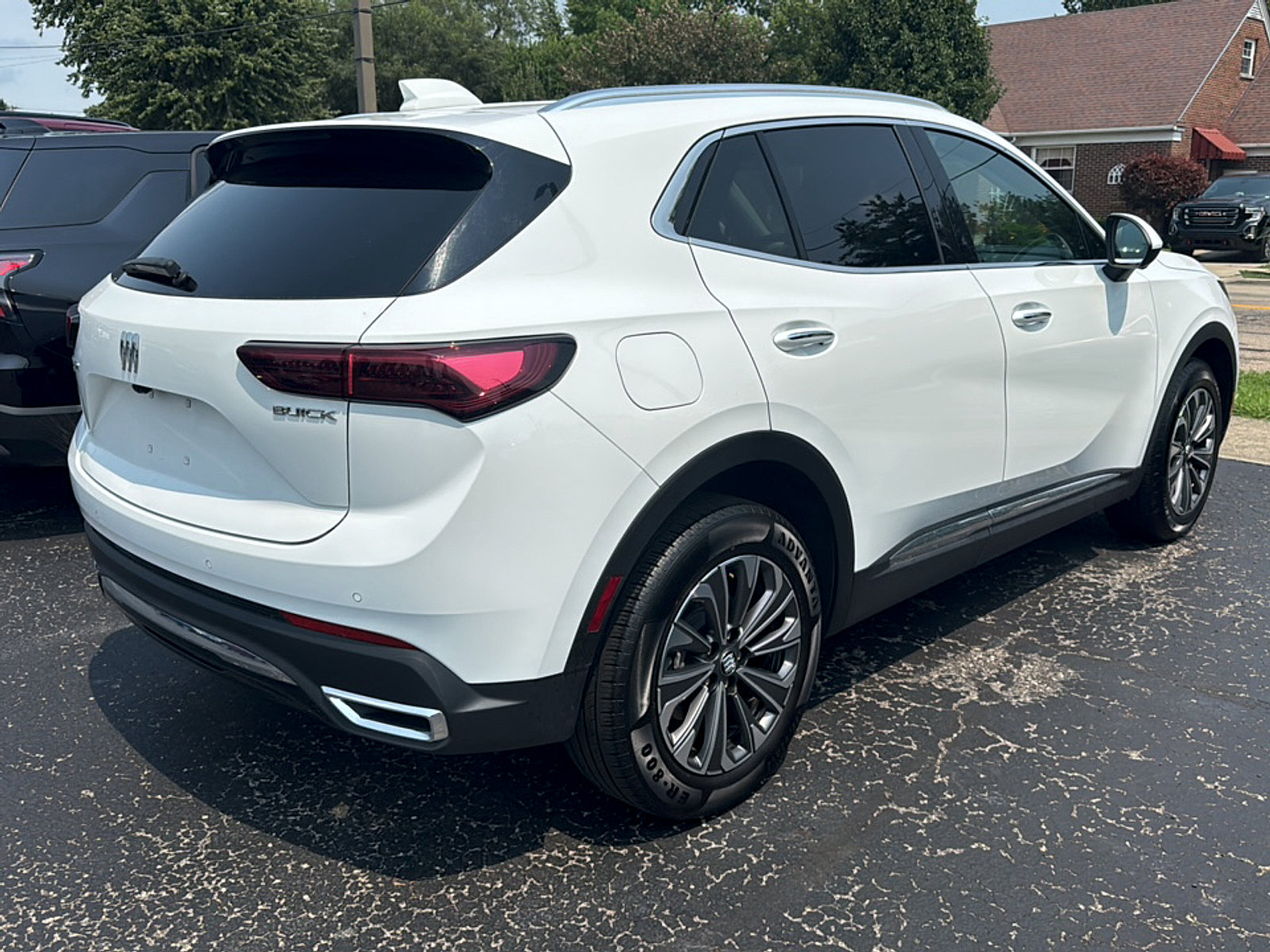 Used 2024 Buick Envision Preferred AWD/4WD image 4