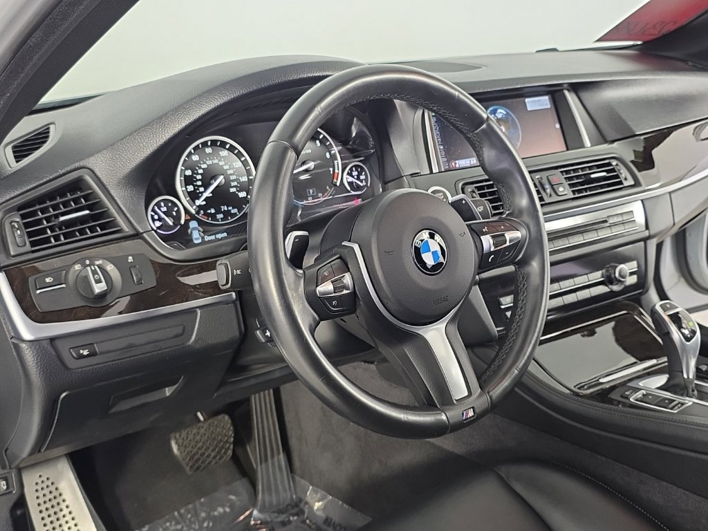 Used 2016 BMW 535i Sedan RWD image 31