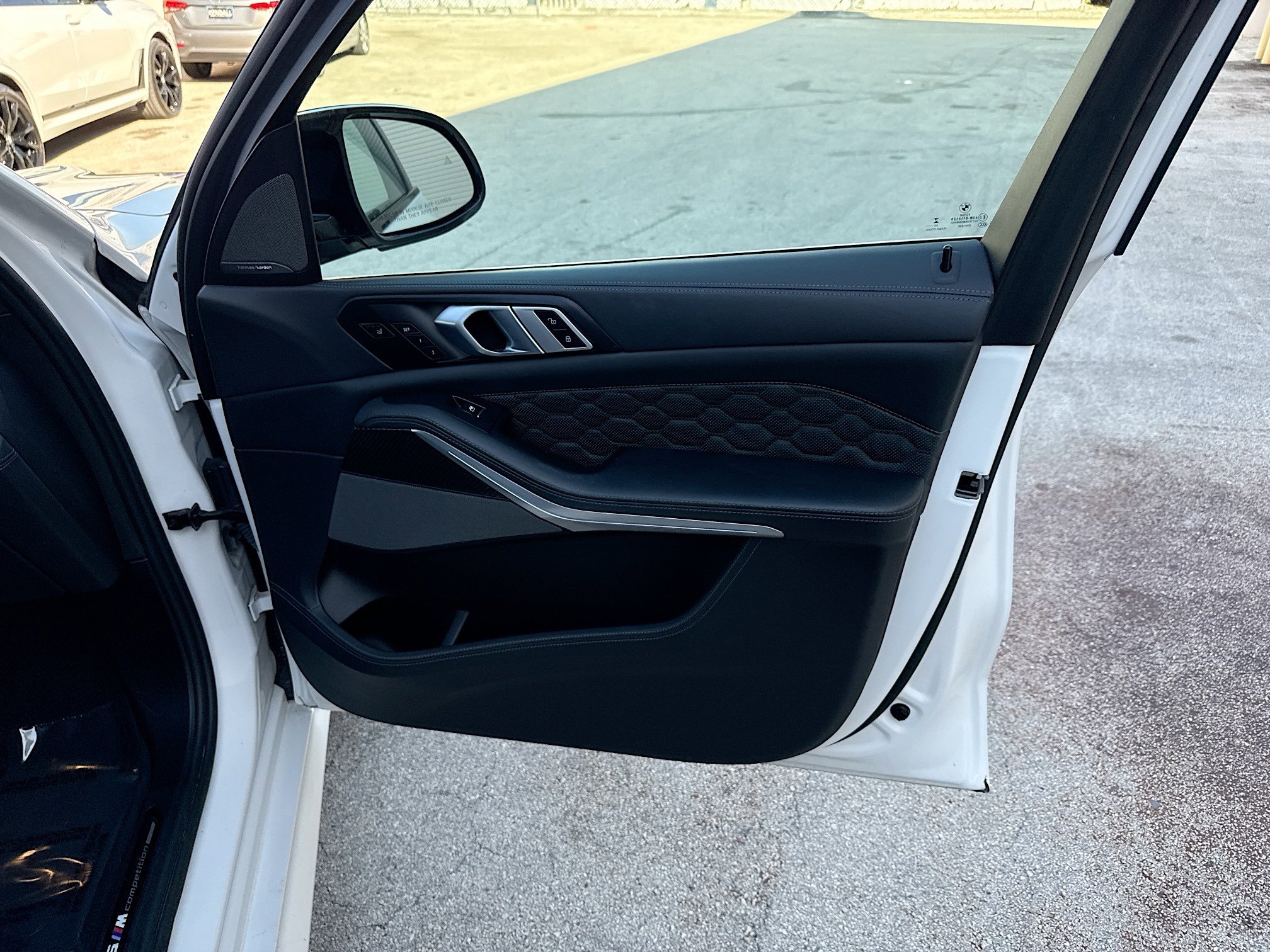 Used 2024 BMW X5 M Competition w/ Executive Package image 34