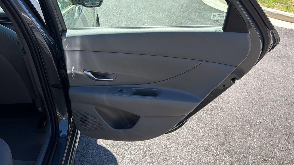 New 2026 Hyundai Elantra SE image 16