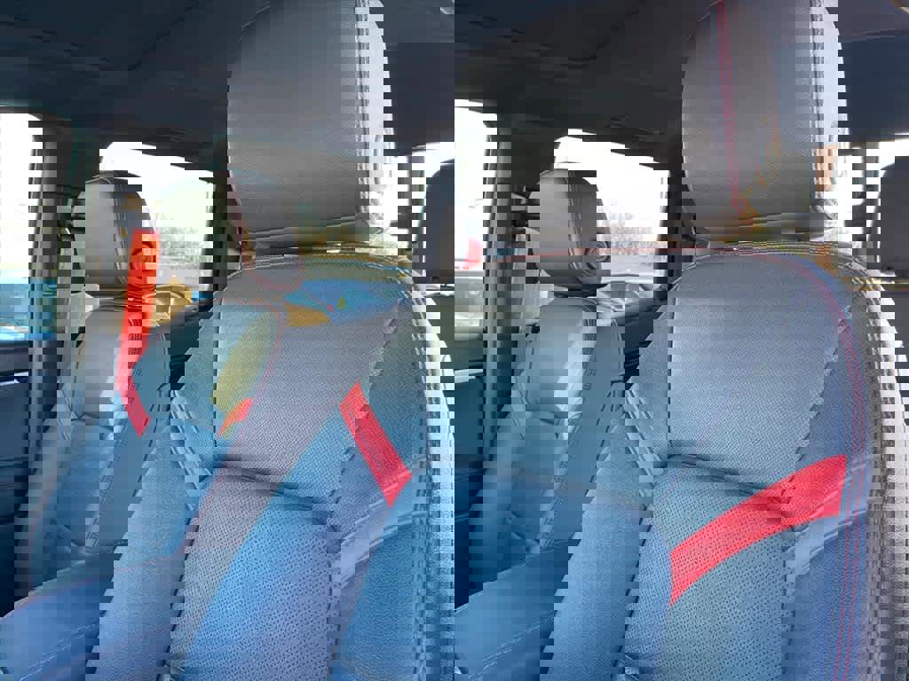 Used 2023 Chevrolet Colorado Z71 w/ Z71 Convenience Package 2 image 16